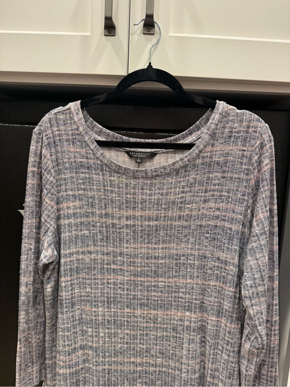 Liverpool Gray and Pink Ribbed 3/4 Sleeve Top